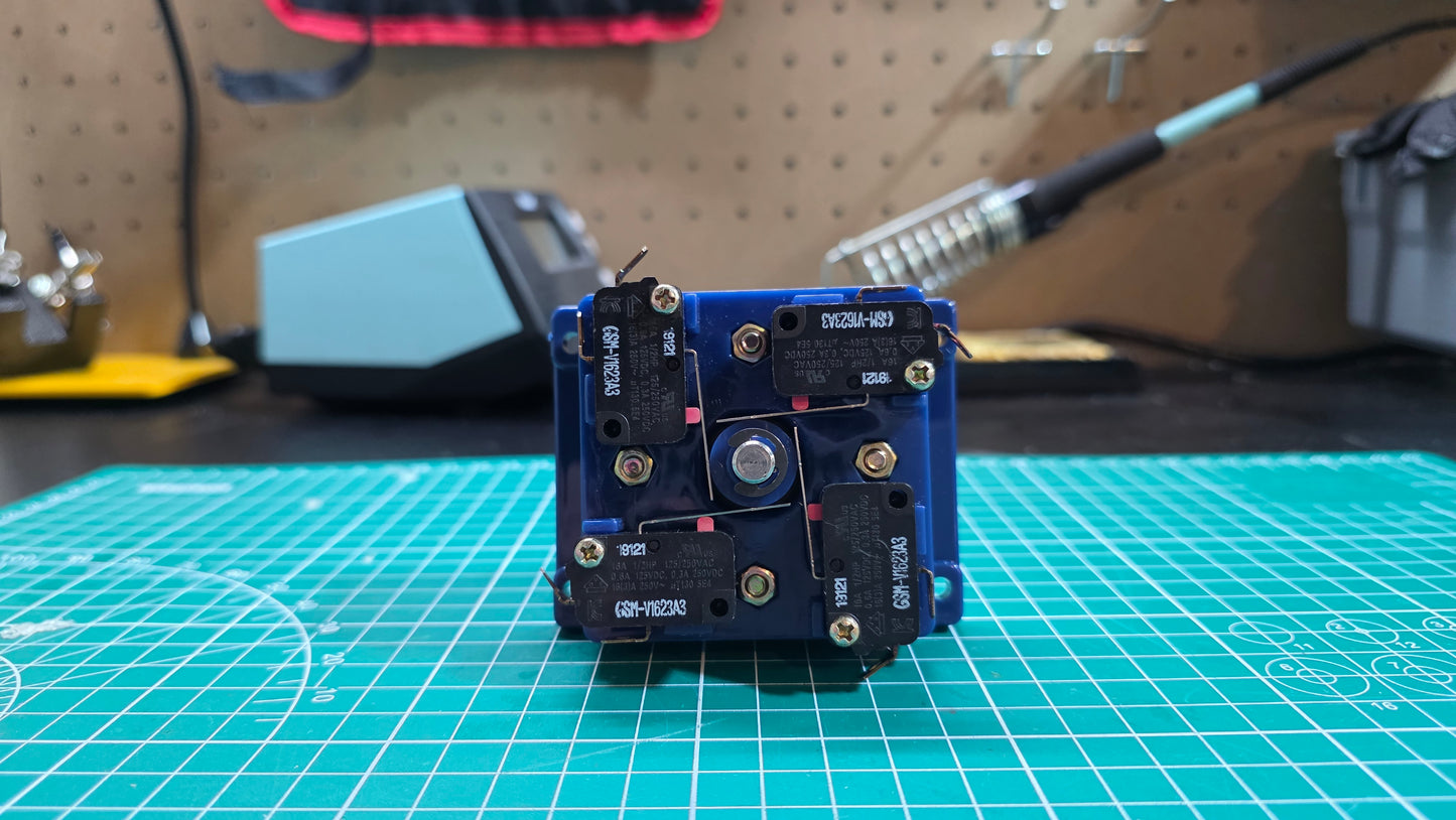 Samducksa (Crown) 303N Lever