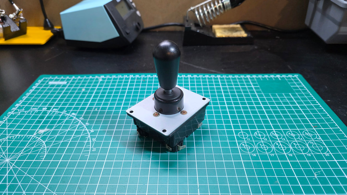 Taeyoung Fanta Lever Black (Original made by Taeyoung Company)